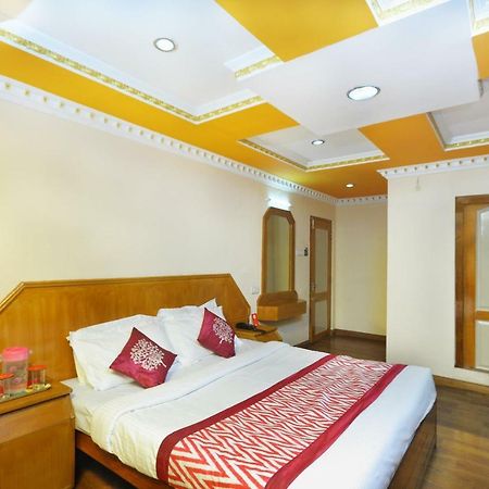 Oyo 13807 Hotel Gurupriya โกไดกานัล ภายนอก รูปภาพ
