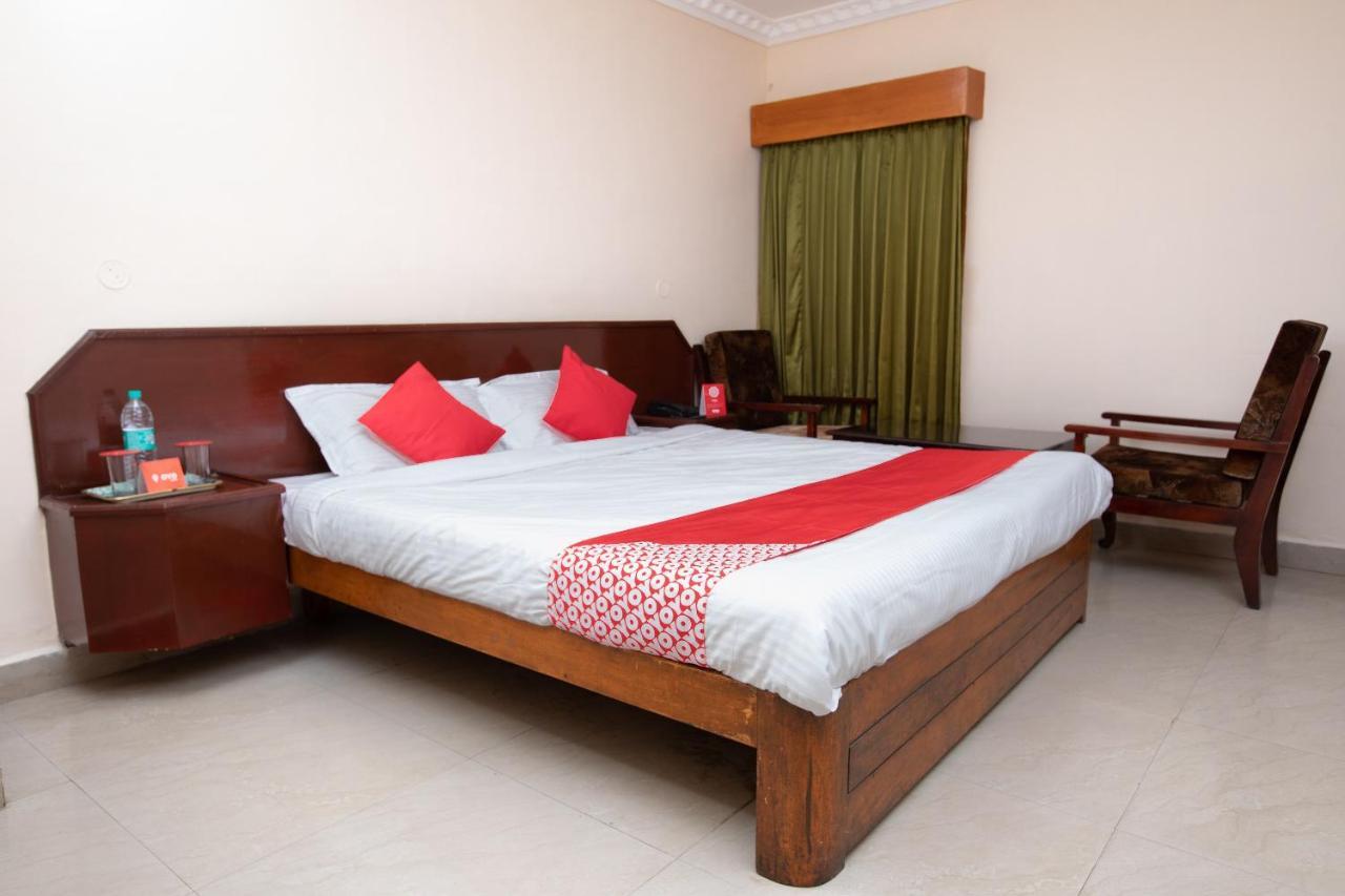 Oyo 13807 Hotel Gurupriya โกไดกานัล ภายนอก รูปภาพ